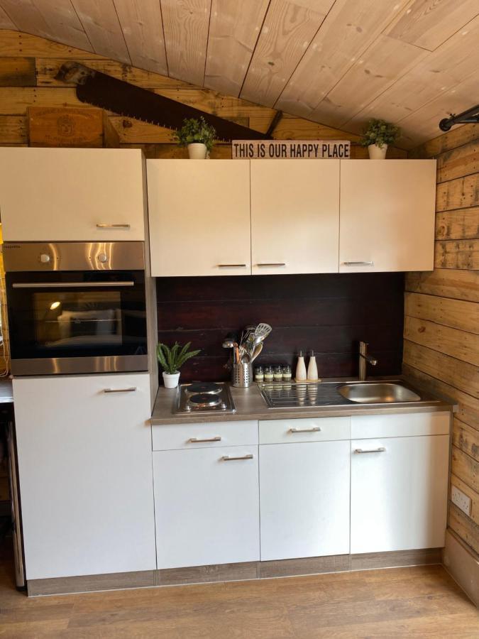 Willow Court Farm Studio East & Petting Farm, 8 Mins To Legoland & Windsor, 15 Mins To Lapland Uk Esterno foto